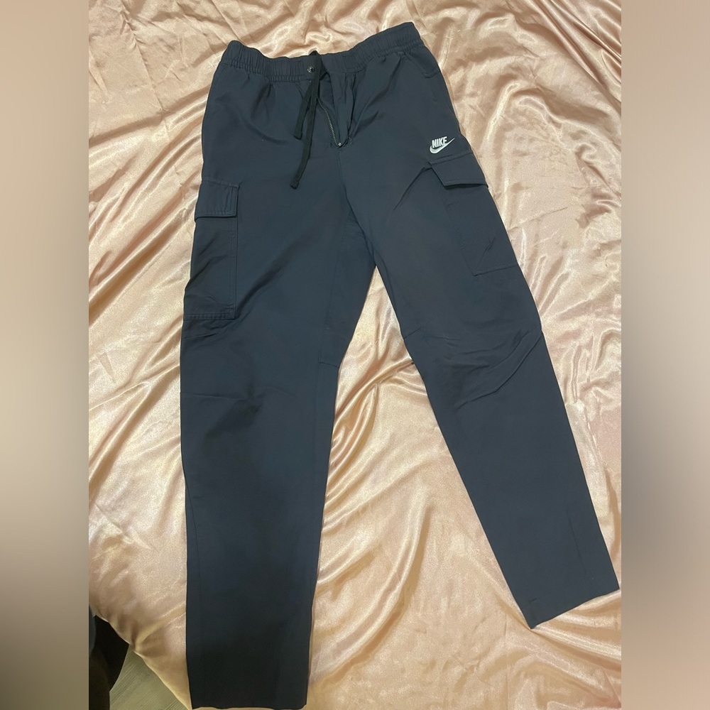 Nike Men’s Cargo Joggers